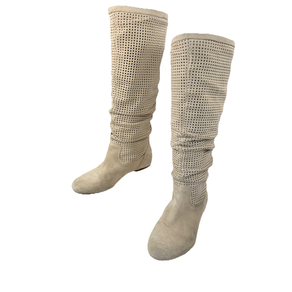 UGG Abilene slouched boots size 5 beige suede